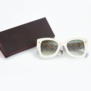 New Fendi logo Oversized Sunglasses White and Gold, Roma